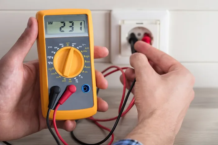 Замер напряжения