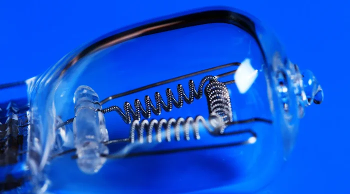 Галогенная лампа крупно