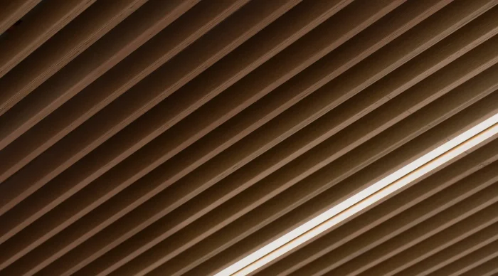 Какие бывают подвесные потолки: виды, устройство и монтаж